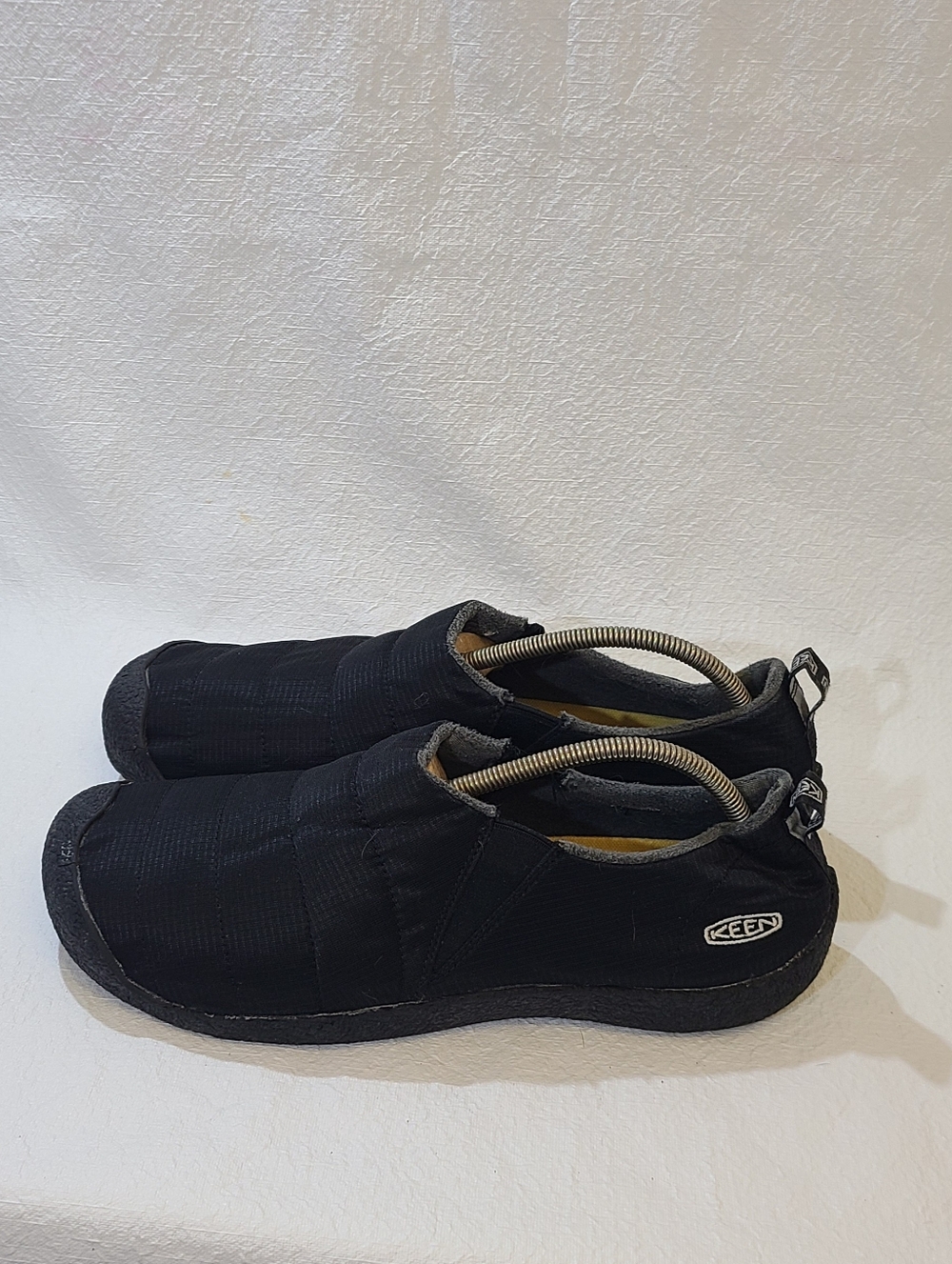 Mens KEEN Howser II Quilted Winter Slip-On Shoes Size: 14 Color: Black